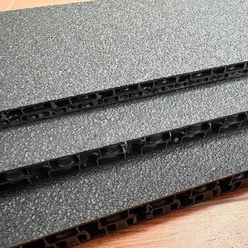 Road Case 2440x1220 10mm matte PP Honeycomb Board